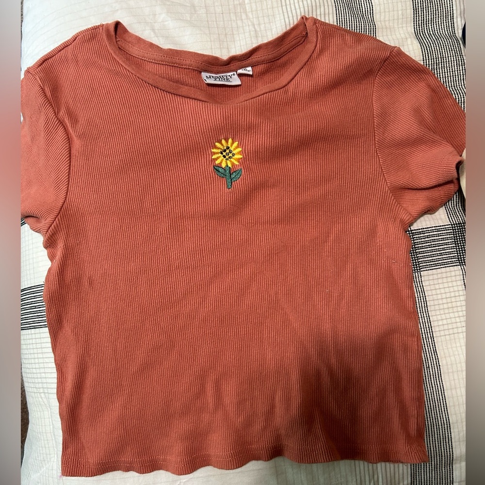 Cropped sunflower embroidered top